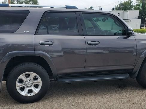 Used 2019 Toyota 4Runner SR5 Premium AWD/4WD image 5