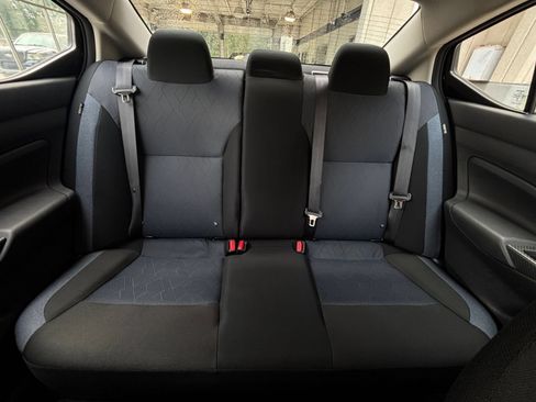 Used 2025 Nissan Versa SV FWD image 36