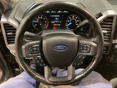 Used 2019 Ford F150 XLT w/ Equipment Group 302A Luxury AWD/4WD image 24