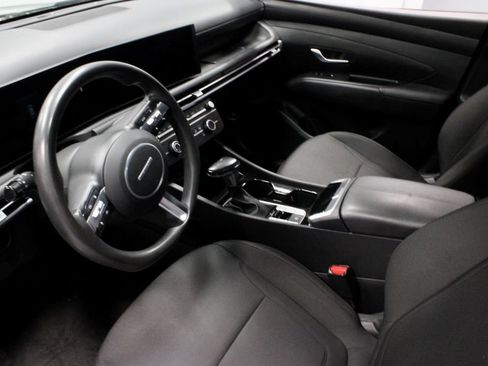 Used 2025 Hyundai Tucson SE FWD image 22