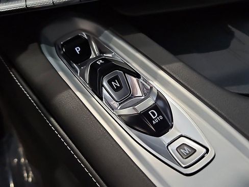 New 2026 Chevrolet Corvette Stingray Convertible w/ Z51 Performance Package image 9