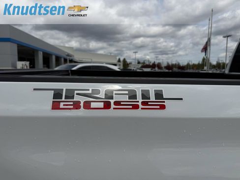 New 2026 Chevrolet Silverado 1500 LT Trail Boss AWD/4WD image 15