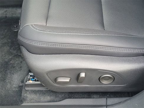 New 2026 Chevrolet Blazer EV LT image 13