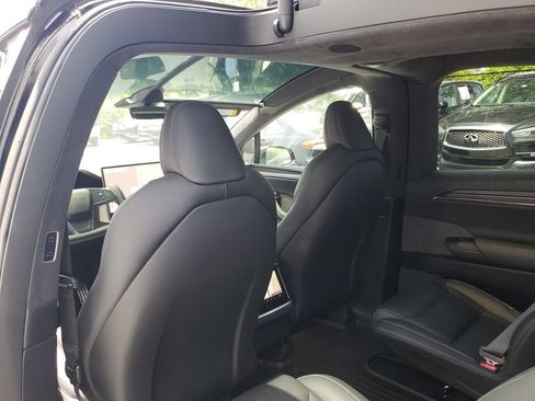 Used 2022 Tesla Model X Plaid AWD/4WD image 13