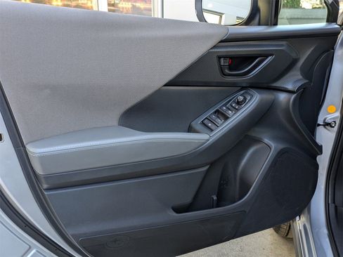 Used 2024 Subaru Crosstrek 2.0i Premium w/ Crosstrek Mirror Package image 16