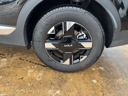 Used 2026 Kia Sportage LX AWD/4WD image 30