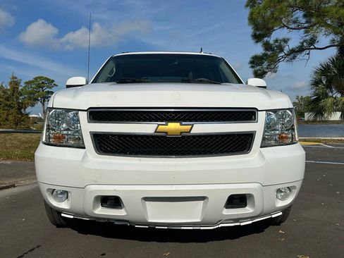 Used 2007 Chevrolet Avalanche LT w/ LT Preferred Equipment Group image 3