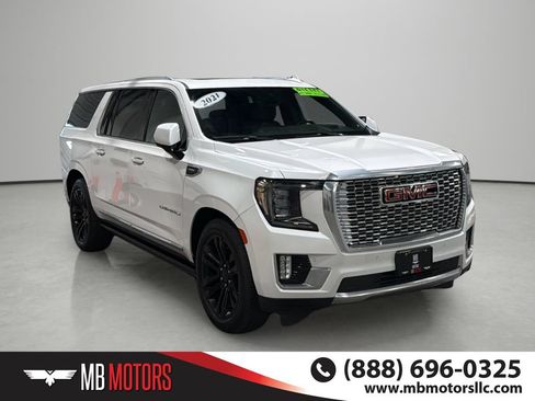 Used 2021 GMC Yukon XL Denali w/ Denali Ultimate Package AWD/4WD image 6