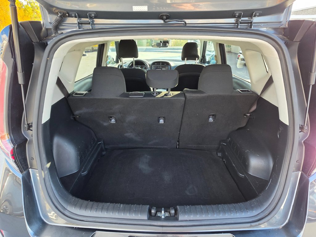 Certified 2023 Kia Soul LX w/ LX Technology Package FWD image 16