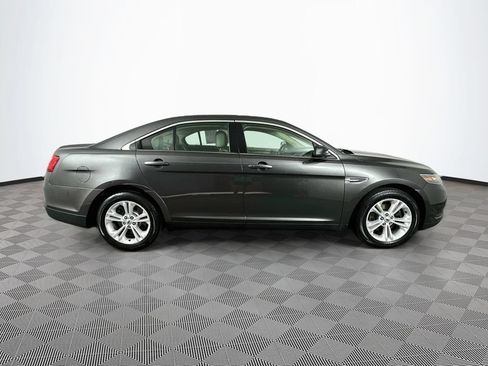 Used 2015 Ford Taurus SE FWD image 11