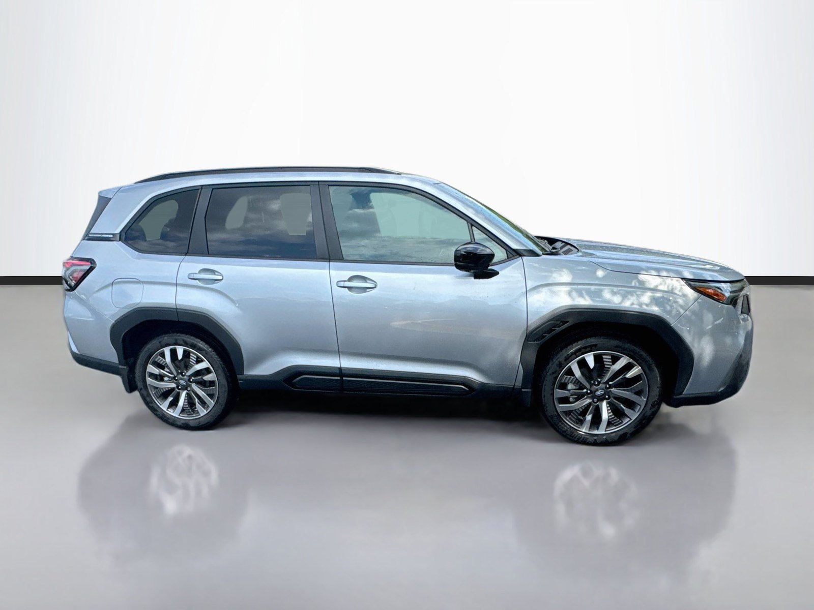 Used 2026 Subaru Forester Touring AWD/4WD image 8