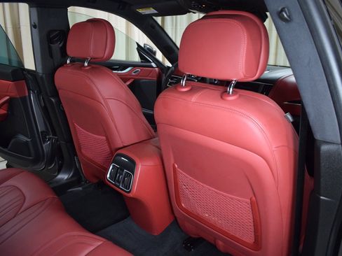 Certified 2022 Maserati Levante Modena AWD/4WD image 19