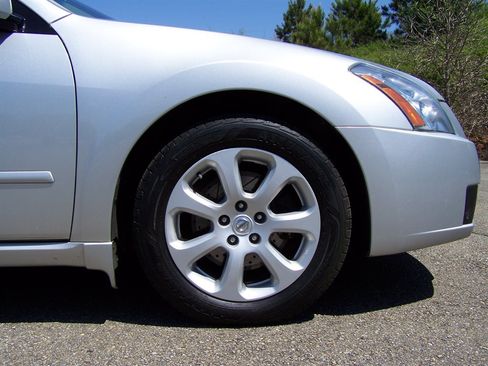 Used 2008 Nissan Maxima 3.5 SL w/ Platinum Edition Pkg FWD image 39