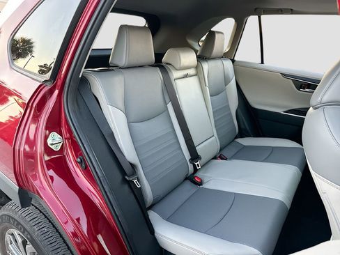 Used 2023 Toyota RAV4 Limited image 26