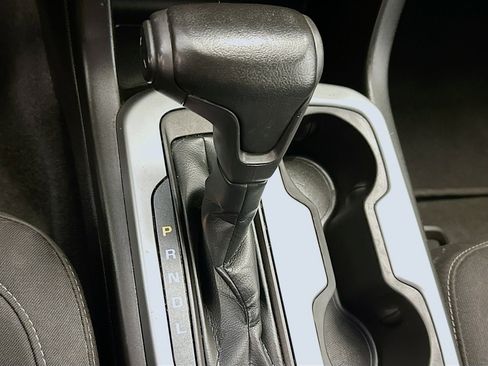 Used 2021 Chevrolet Colorado LT w/ LT Convenience Package image 25