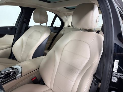Used 2015 Mercedes-Benz C 300 4MATIC Sedan image 12