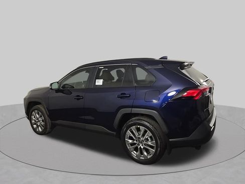 Used 2025 Toyota RAV4 XLE Premium w/ Weather Package AWD/4WD image 10