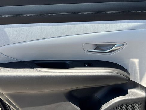 Certified 2025 Hyundai Tucson SEL AWD/4WD image 22