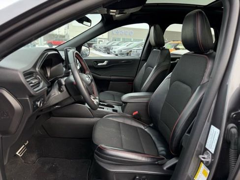 Used 2024 Ford Escape ST-Line w/ Tech Pack #1 image 12