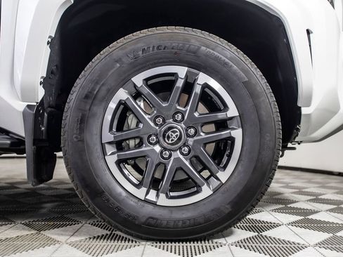 Used 2026 Toyota 4Runner Limited AWD/4WD image 42