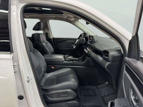 Used 2023 Honda Pilot Elite image 42