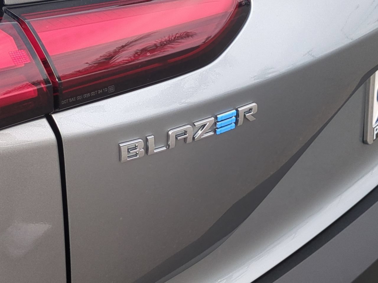 Used 2024 Chevrolet Blazer EV LT AWD/4WD image 30