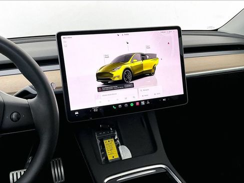 Used 2023 Tesla Model Y Performance AWD/4WD image 7