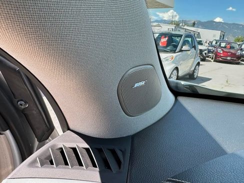 Used 2012 Cadillac SRX Luxury FWD image 26
