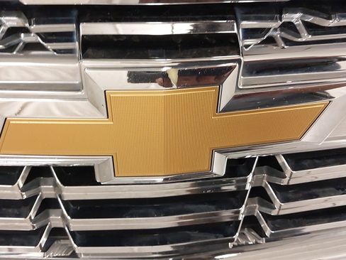 Used 2018 Chevrolet Silverado 1500 LT w/ All Star Edition image 31