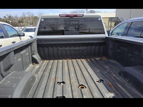 Used 2024 GMC Sierra 3500 Denali w/ Denali Reserve Package AWD/4WD image 2