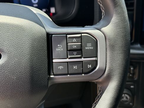 Used 2025 Ford F150 Lariat w/ Equipment Group 502A High AWD/4WD image 18
