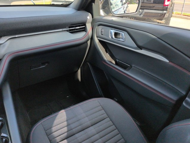 New 2026 Ford Explorer ST-Line w/ Premium Package RWD image 16