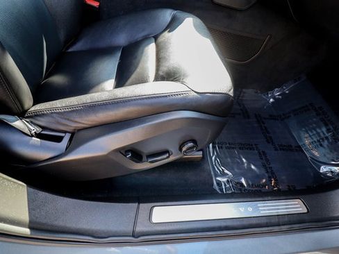 Used 2020 Volvo XC90 T5 Momentum w/ Protection Package image 51