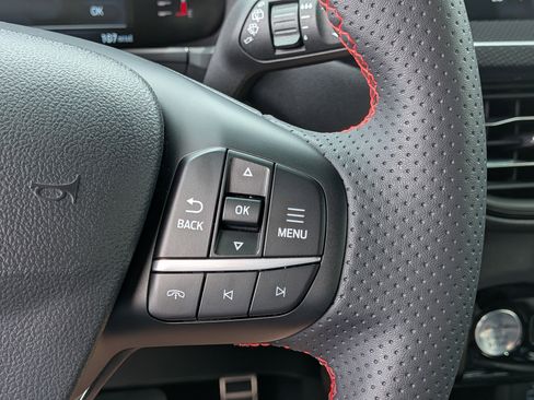 Used 2023 Ford Escape ST-Line w/ Tech Pack #1 FWD image 26