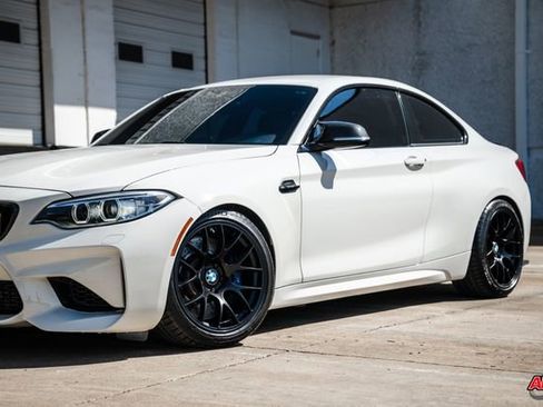 Used 2017 BMW M2 image 48