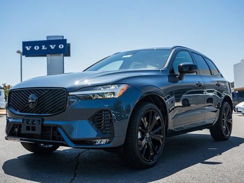 New 2026 Volvo XC60 B5 Ultra w/ Climate Package AWD/4WD image 3