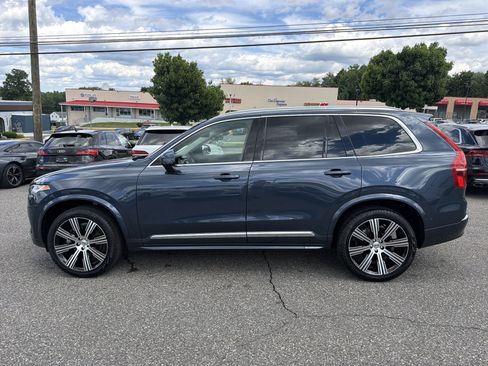 Certified 2024 Volvo XC90 B6 Ultimate AWD/4WD image 4