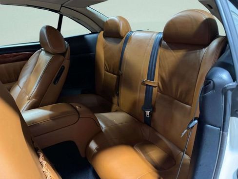 Used 2004 Lexus SC 430 Convertible image 28