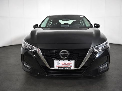 Certified 2021 Nissan Sentra SR FWD image 2