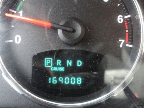 Used 2012 Jeep Liberty Sport AWD/4WD image 16