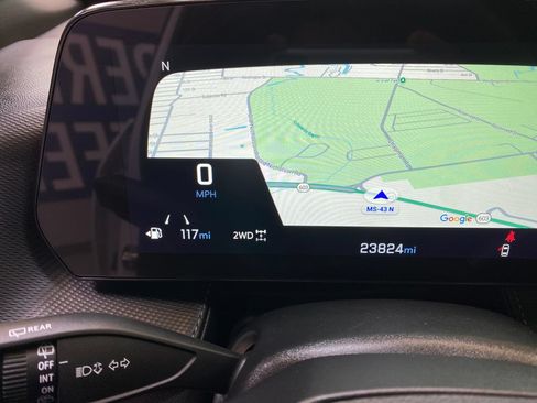 Used 2025 Chevrolet Equinox LT AWD/4WD image 35