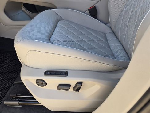 New 2026 Volkswagen Atlas SEL Premium R-Line image 19