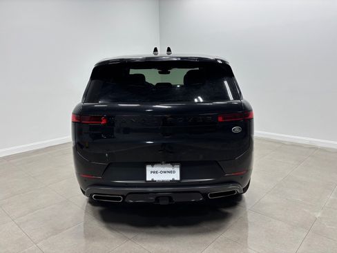 Used 2023 Land Rover Range Rover Sport SE AWD/4WD image 8