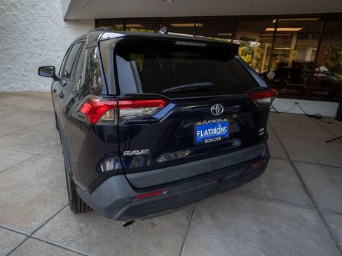 Used 2023 Toyota RAV4 XLE AWD/4WD image 5