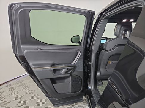 Used 2024 Rivian R1T Adventure AWD/4WD image 17