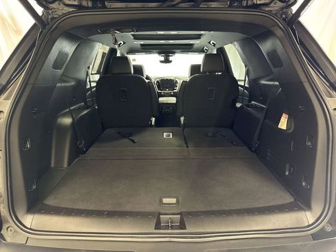Used 2023 Chevrolet Traverse RS w/ LPO, Floor Liner Package AWD/4WD image 31