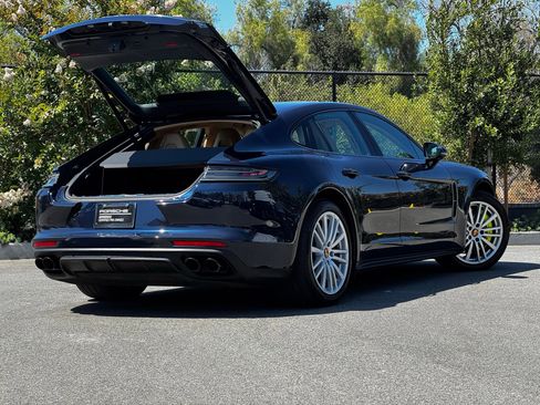 Certified 2023 Porsche Panamera AWD/4WD image 10
