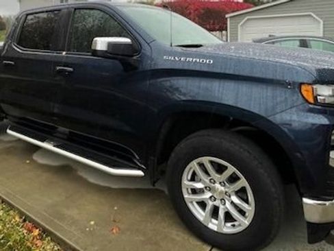 Used 2020 Chevrolet Silverado 1500 LT w/ All-Star Edition image 3