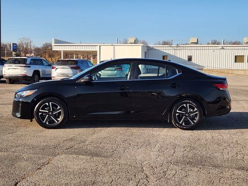 Used 2024 Nissan Sentra SV image 4