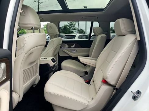 New 2026 Mercedes-Benz GLS 450 4MATIC image 21